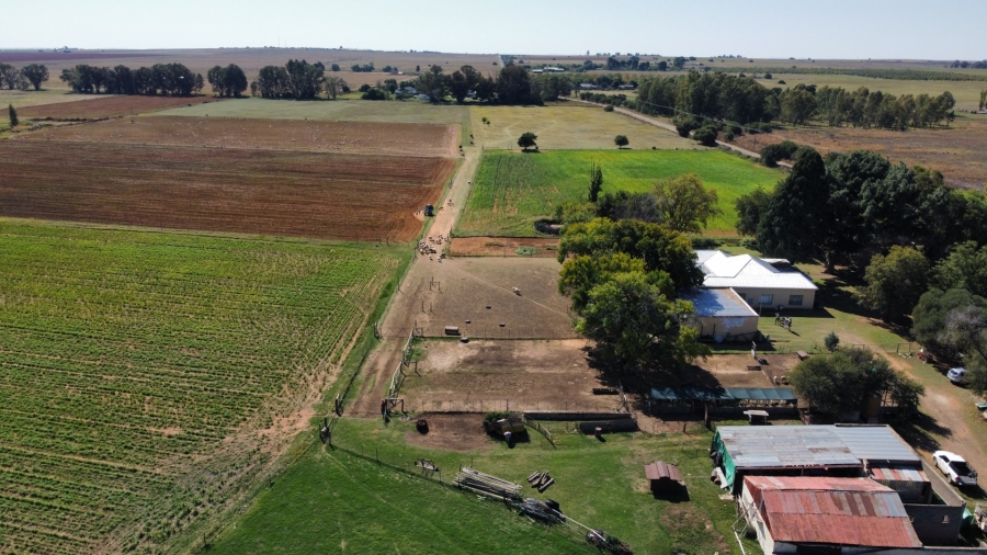 Commercial Property for Sale in Bainsvlei Free State